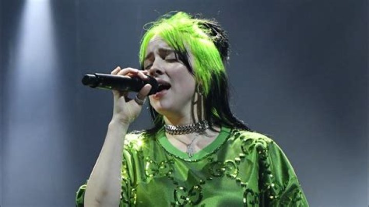 Billie Eilish announces her virtual "Where Do We Go" tour
