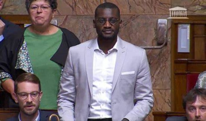 Carlos Martens Bilongo Origine