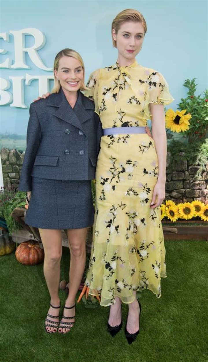 Elizabeth Debicki Taille