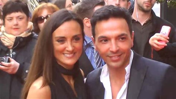 Kamel Ouali Epouse