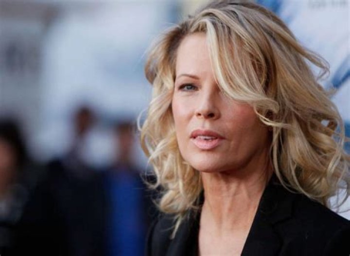 Kim Basinger Fortune