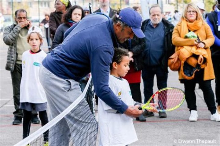 Yannick Noah Taille Poids